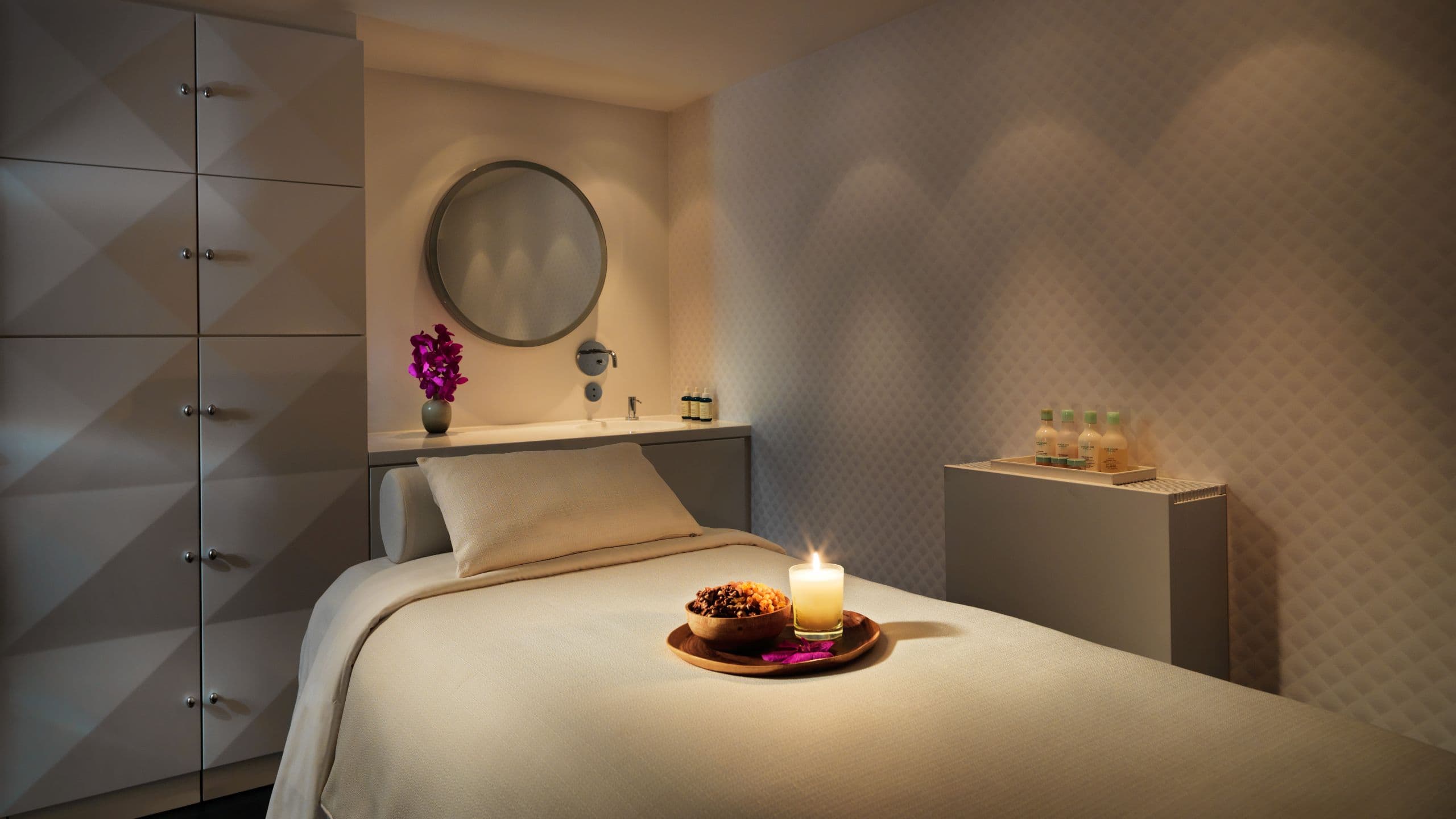 Andaz Amsterdam Prinsengracht The Spa Treatment Room