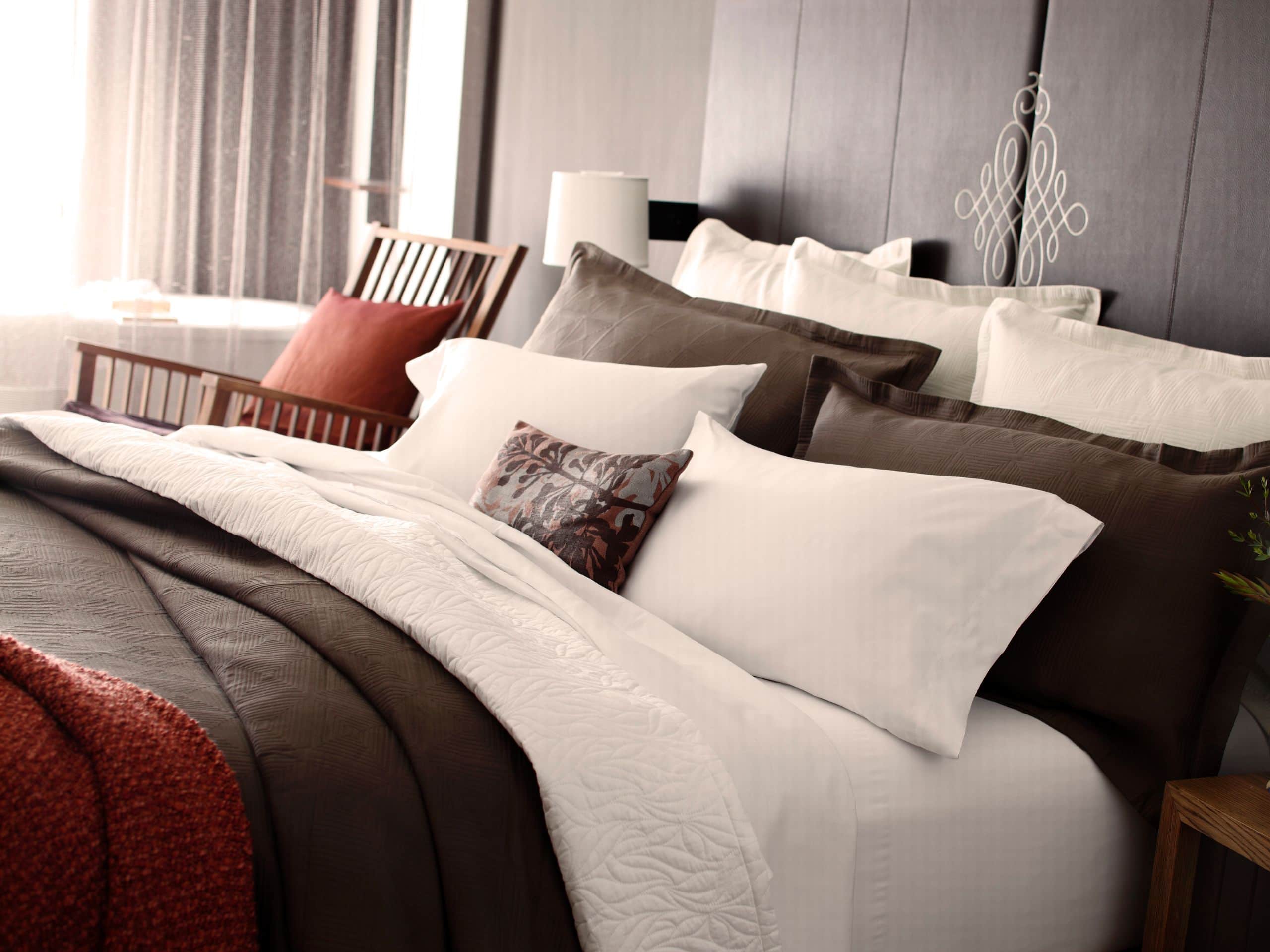 Andaz Napa Specialty Suite Bed