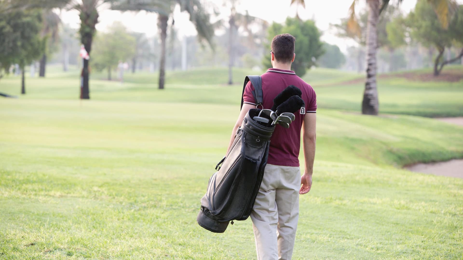 Global ME_P013 Man on the Golf Couse