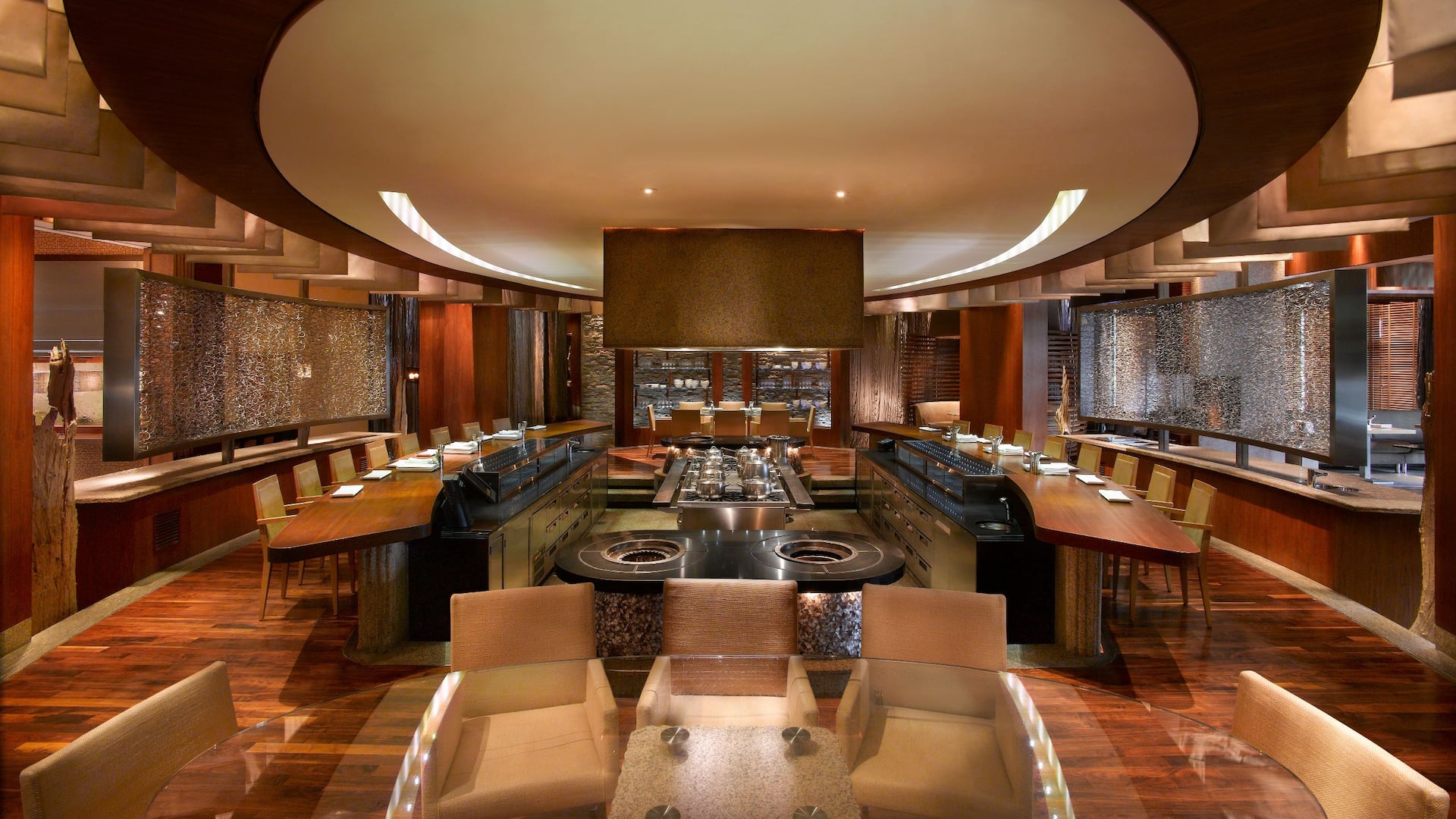 1 من 1 iZ restaurant