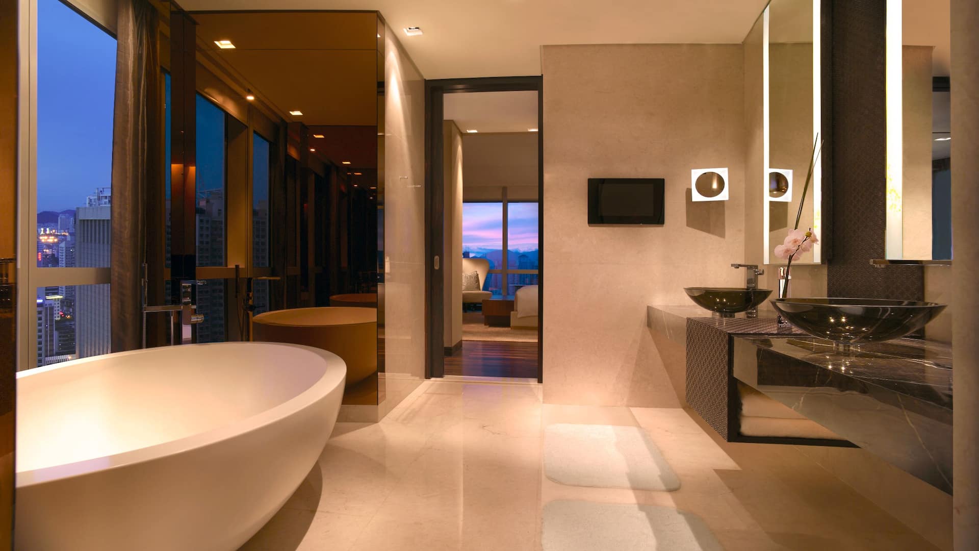 3 de 3 Grand Hyatt Shenzhen Presidential Suite Bathroom