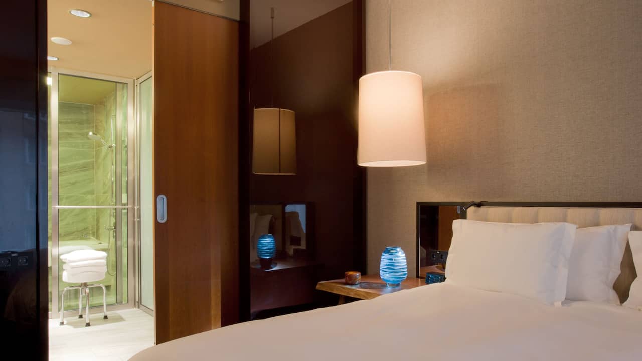Suite Nightstand