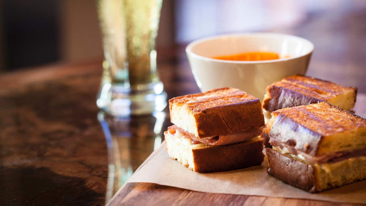 Grand Hyatt San Francisco Sliders