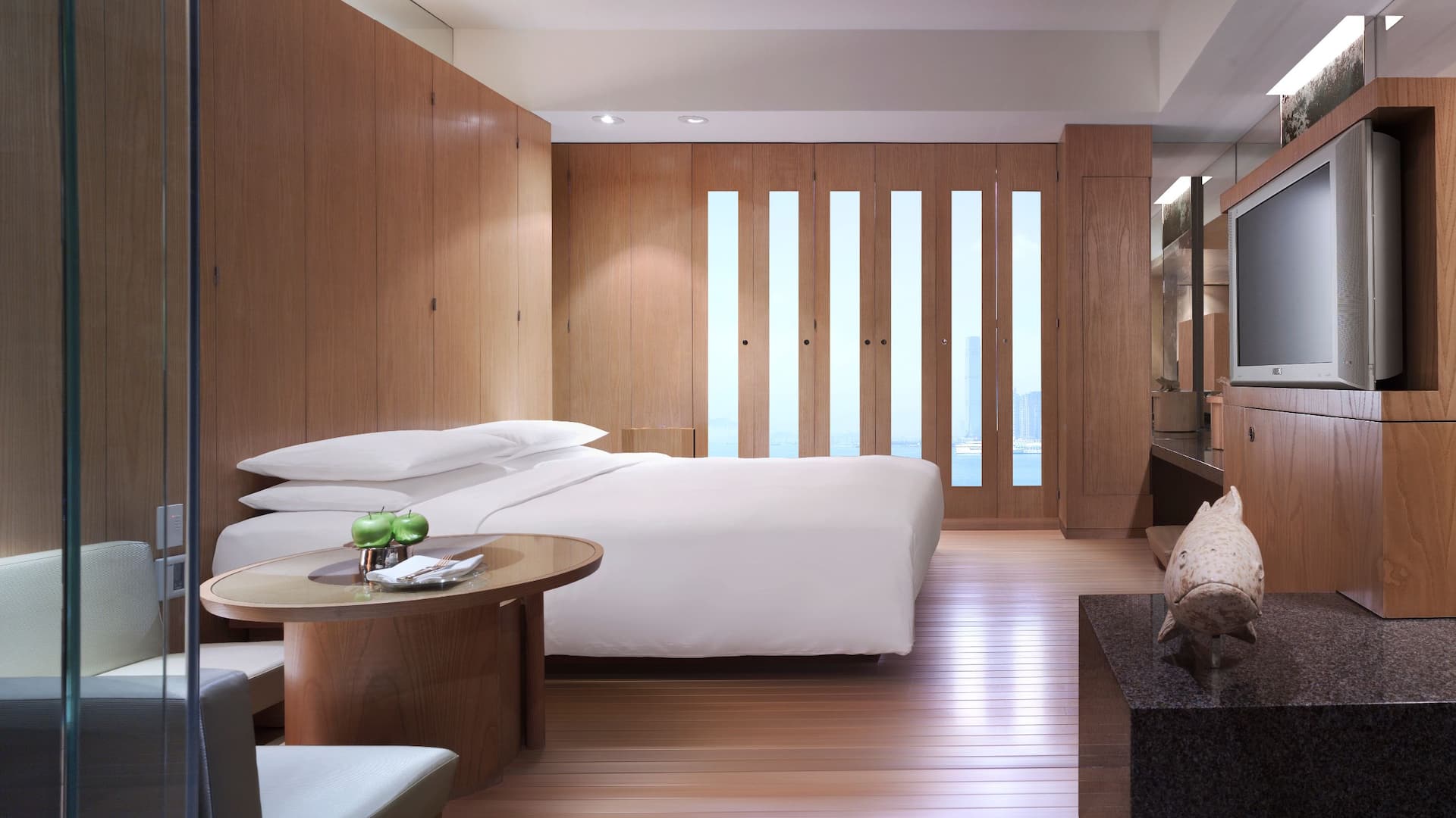 1 de 1 1 King Bed Plateau