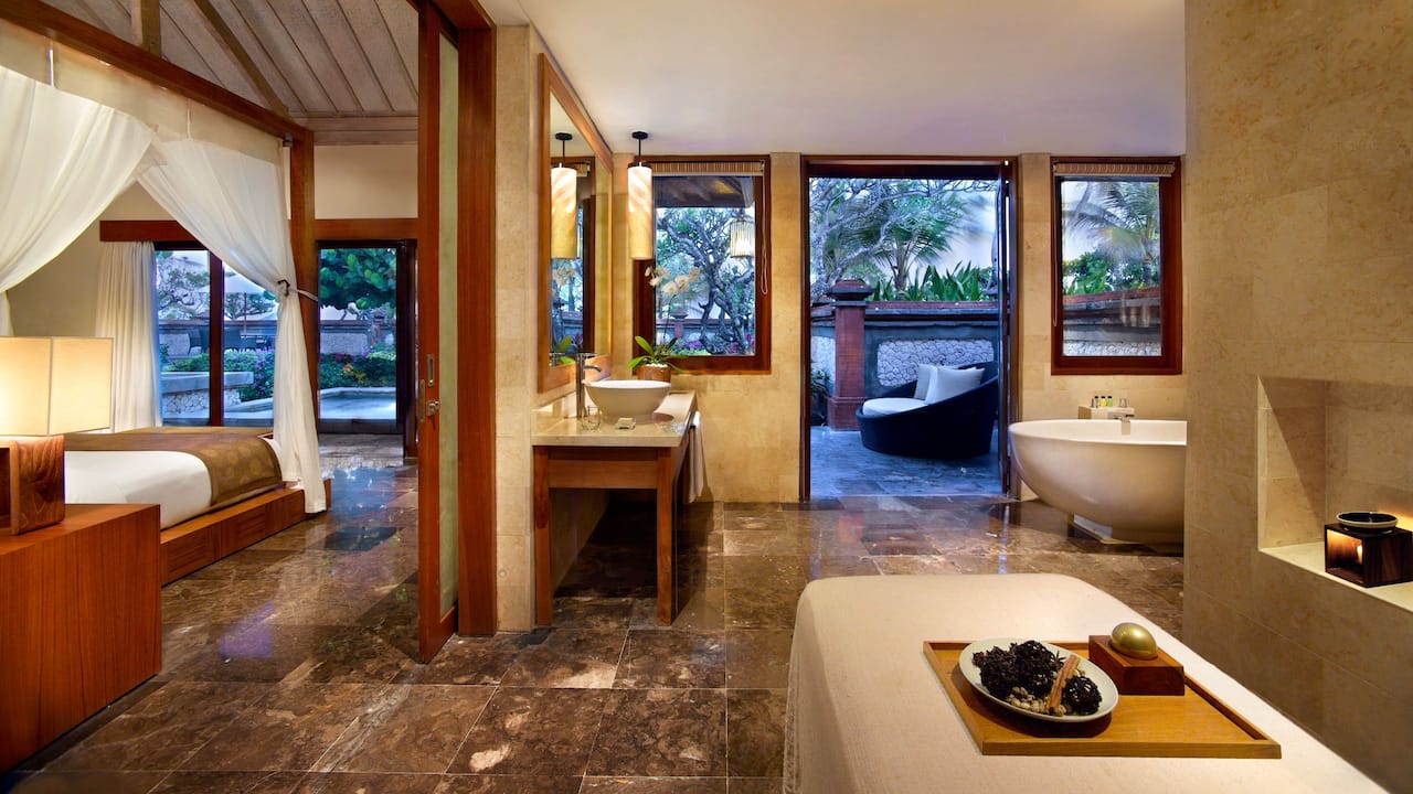 Grand Hyatt Bali Villa Beratan Master Bedroom
