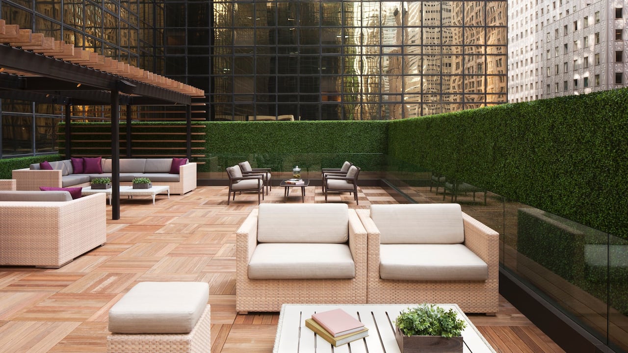 Grand Club Patio