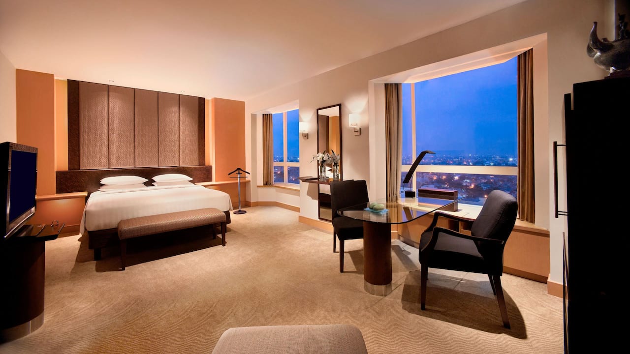 5 Star Luxury Hotel Room