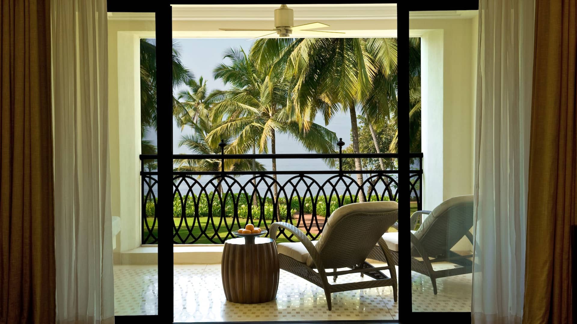 3/5 Grand Room Balcony
