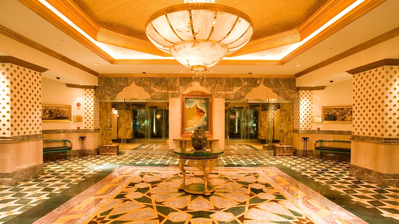 Grand Hyatt Muscat Lobby Entrance