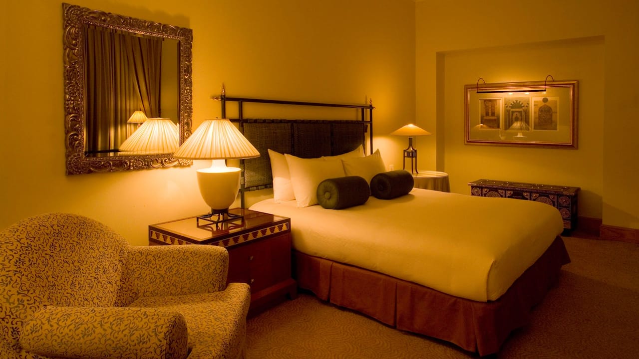 one king bed grand spacious room at Grand Hyatt Muscat 