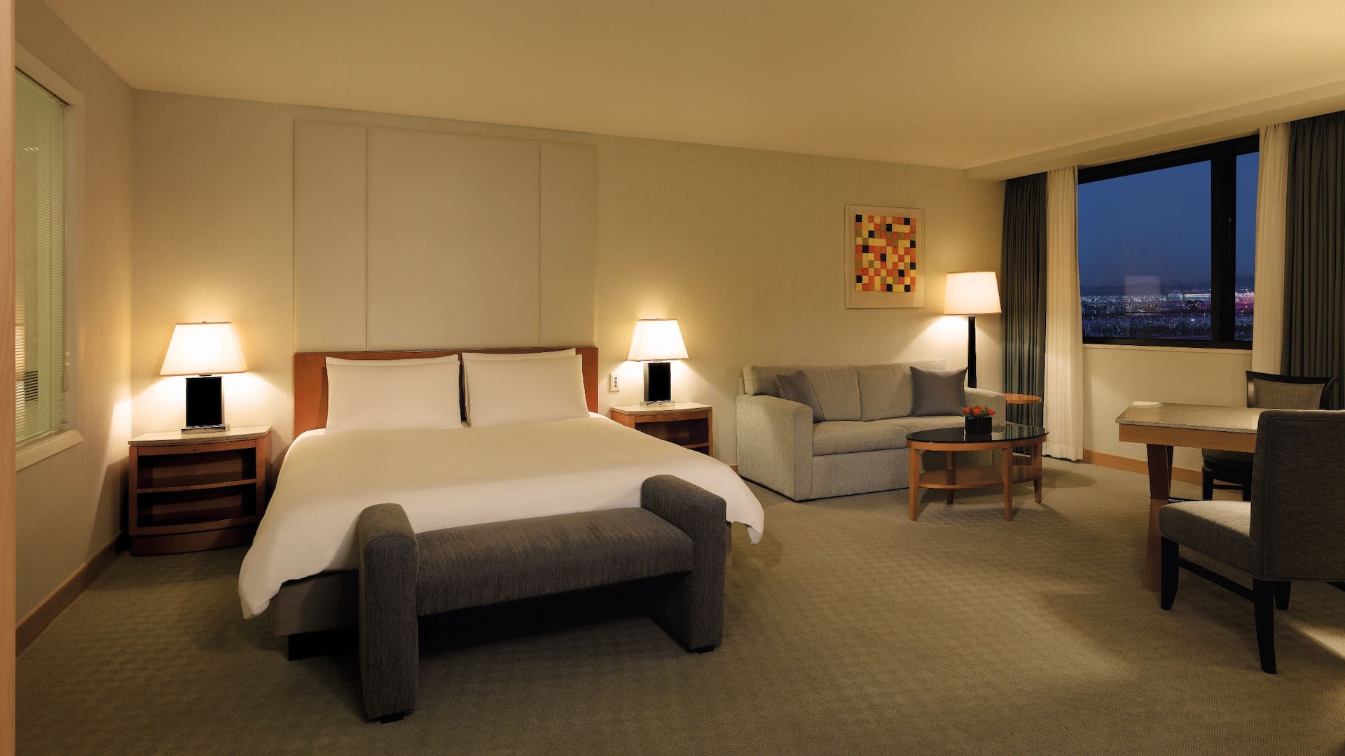 1/1 Grand Hyatt Incheon - 1 King Bed Family