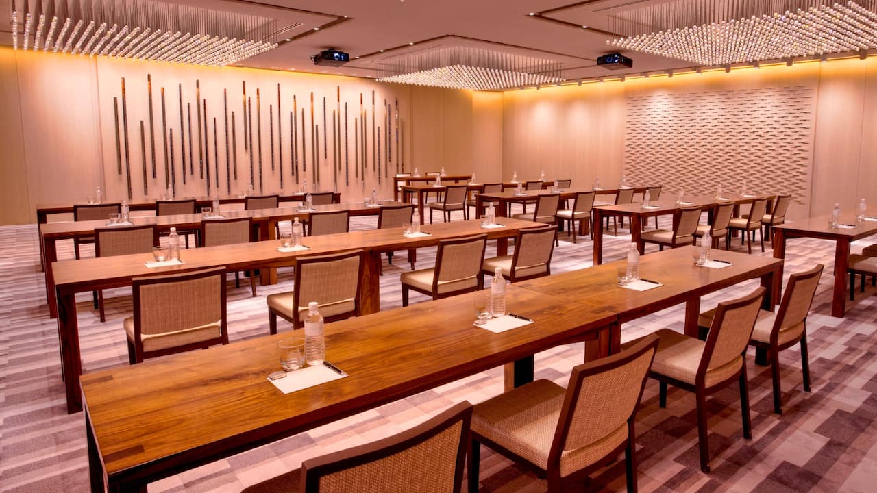 Lounge Gallery at The Grand Hyatt, Singapore