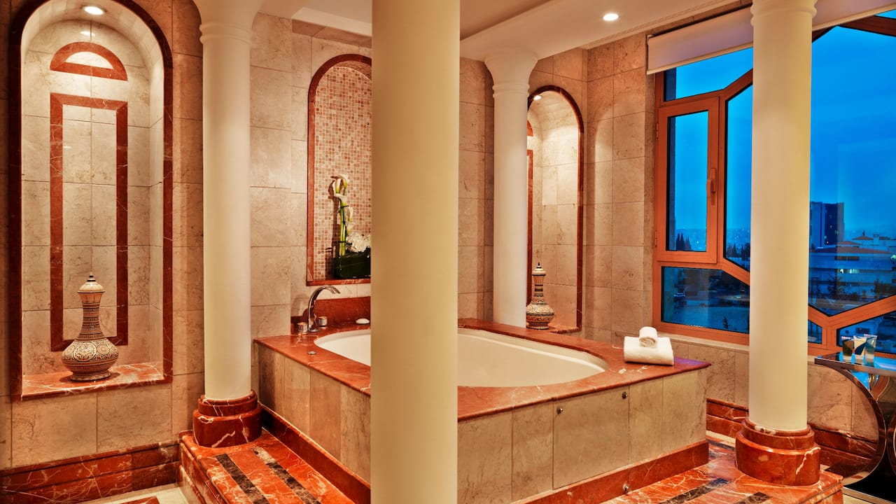 Royal Suite Bathroom Royal Suite Bathroom