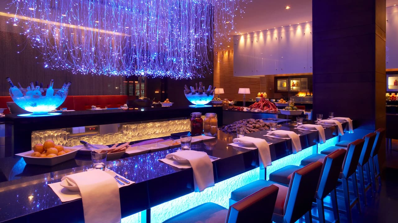 32 North Restaurant 32 North Restaurant - Bar