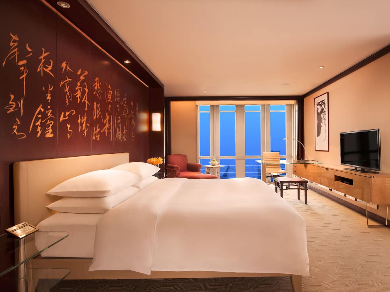 king bed