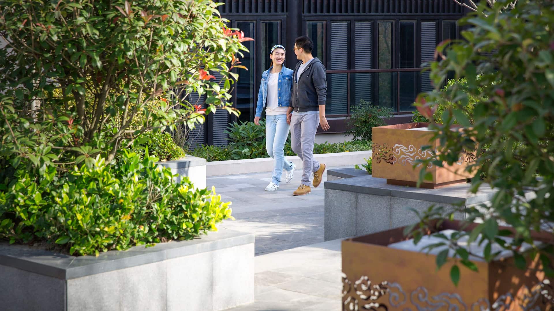 Hyatt Regency Chongming Walking