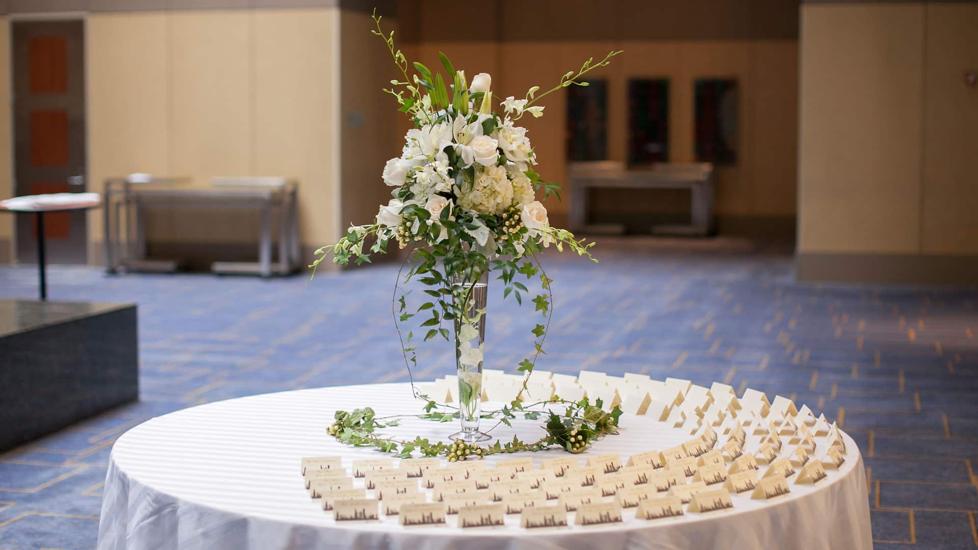 Hyatt Regency Chicago Wedding Setup