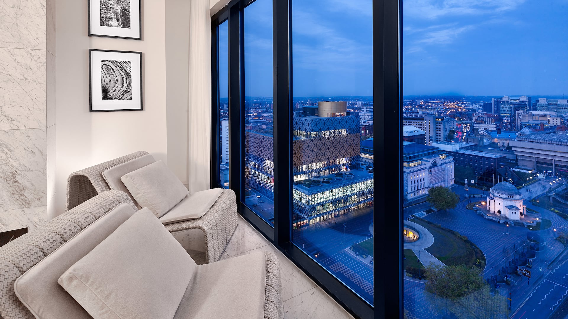 Two armchairs and Birmingham panoramic view from the room Hyatt Regency Birmingham