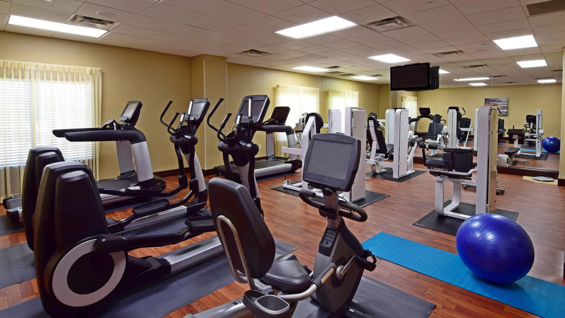 Hyatt Place Dallas / Las Colinas Fitness Room
