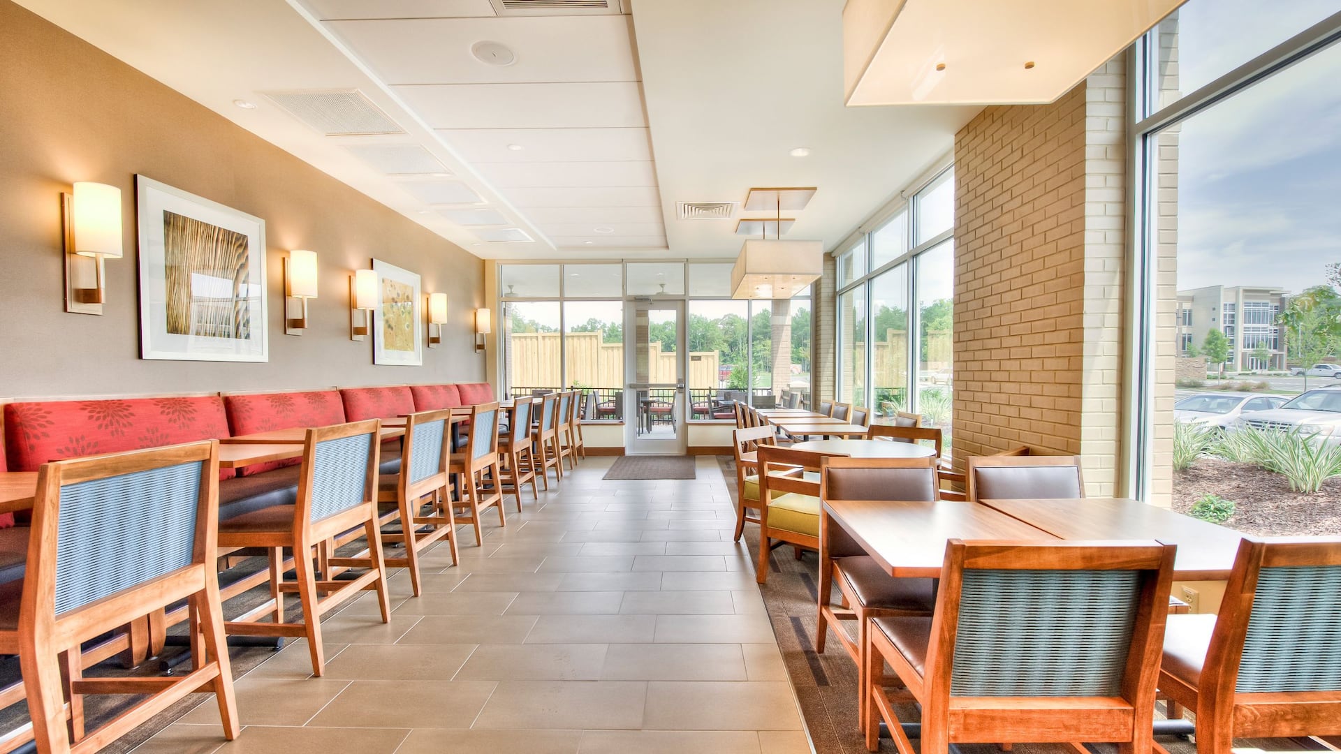 Hyatt Place Durham/Southpoint Sunroom