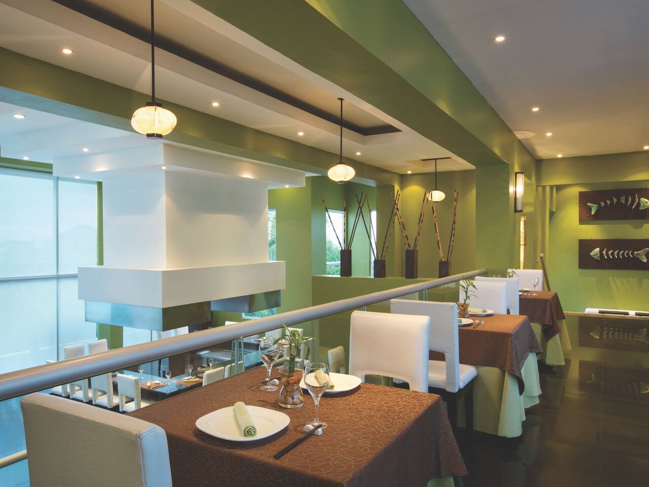 Restaurant seating
