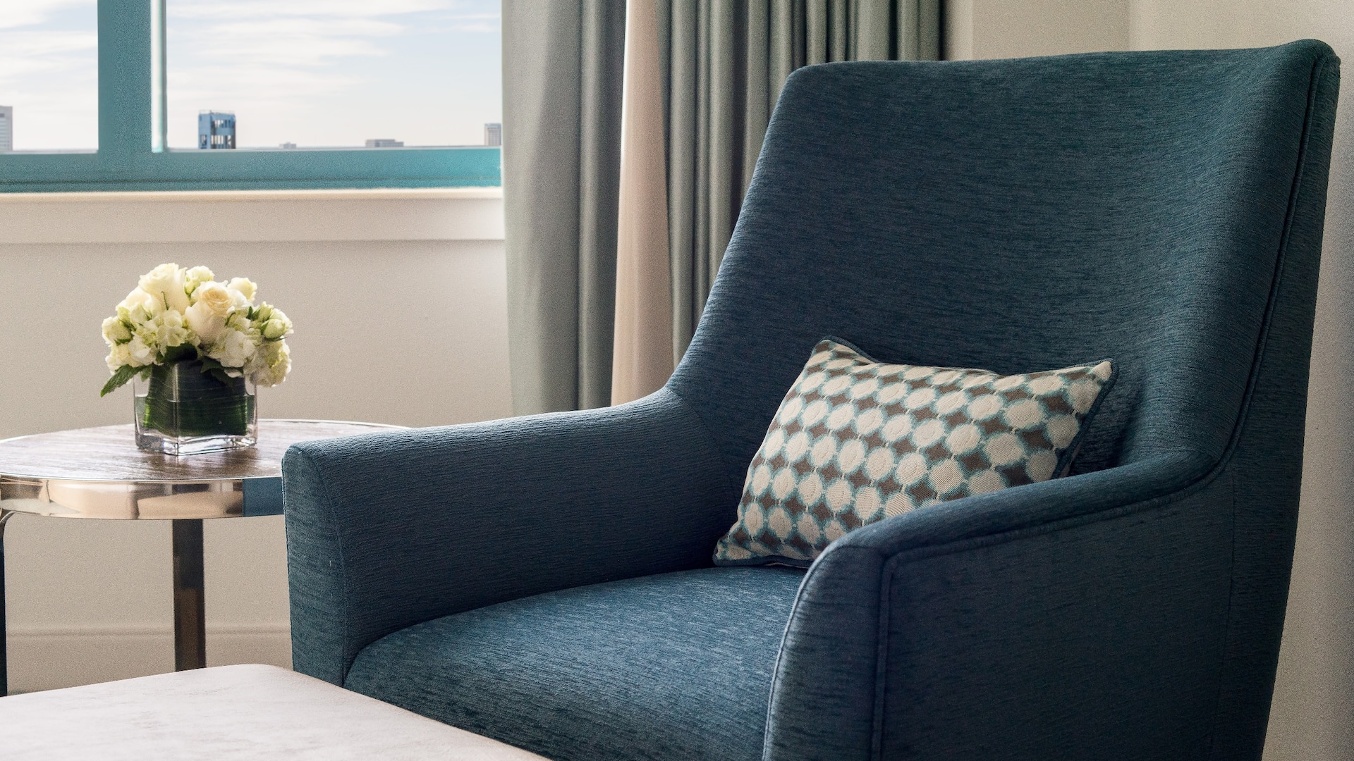 3 von 5 Hyatt Regency Jacksonville Riverfront Armchair