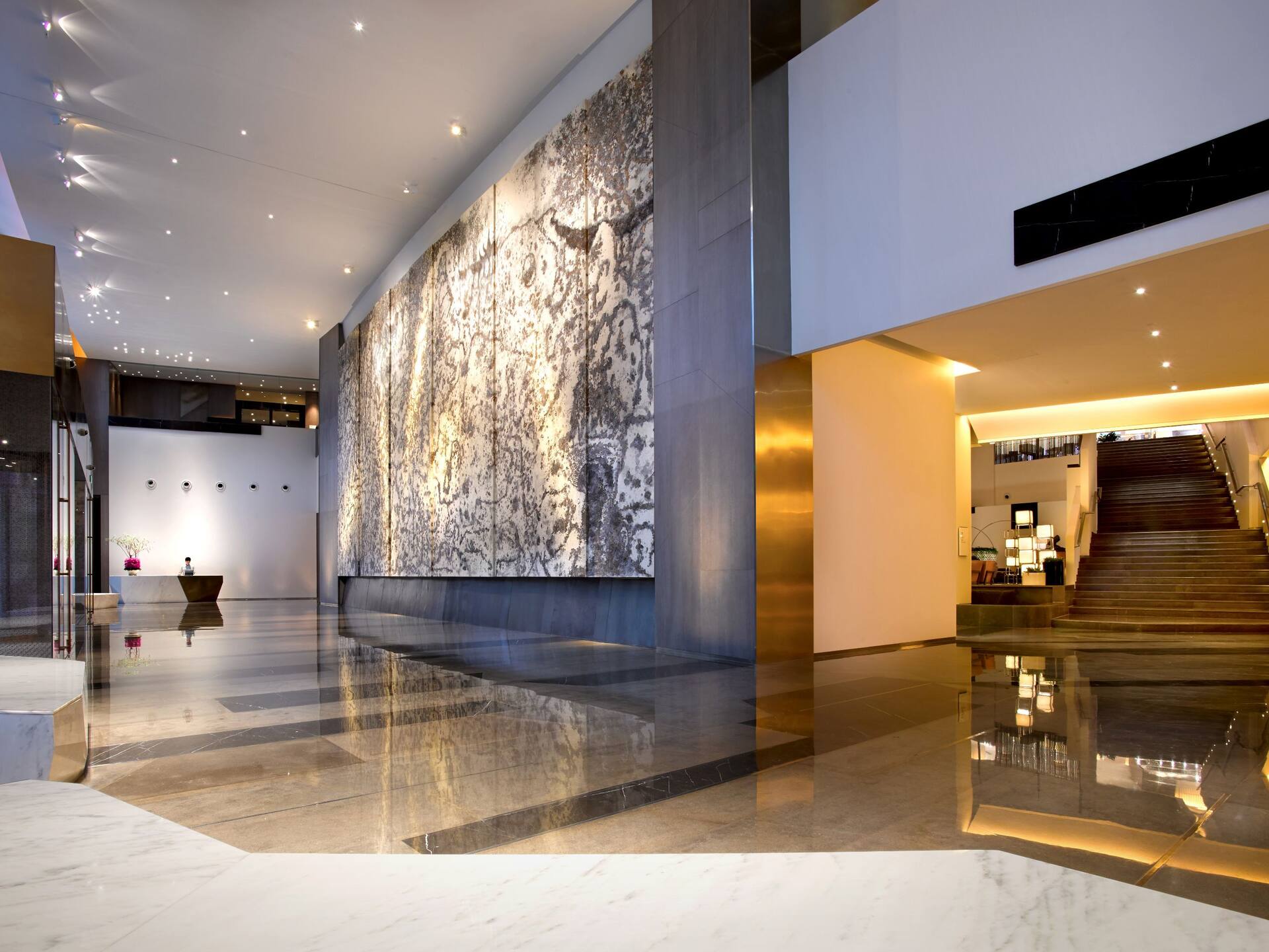 Hyatt Regency Suzhou Lobby Entrance