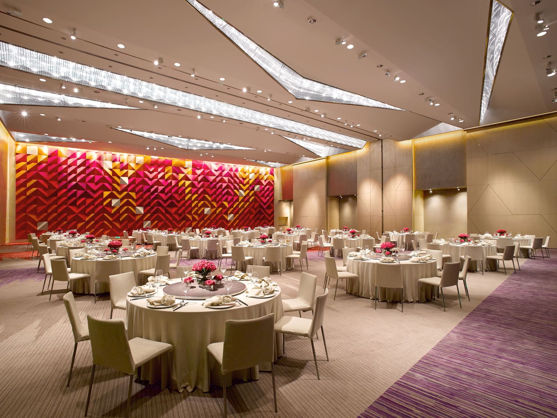 Hyatt Regency Suzhou Regency Ballroom Wedding