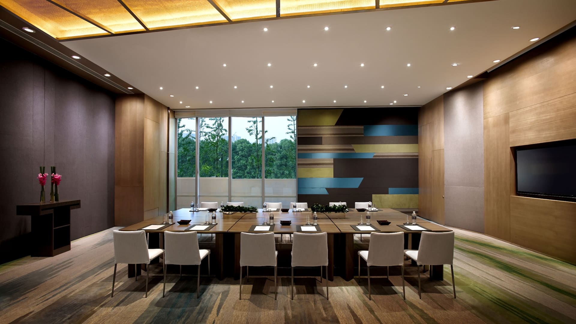 Hyatt Regency Suzhou THe Residence Boardroom