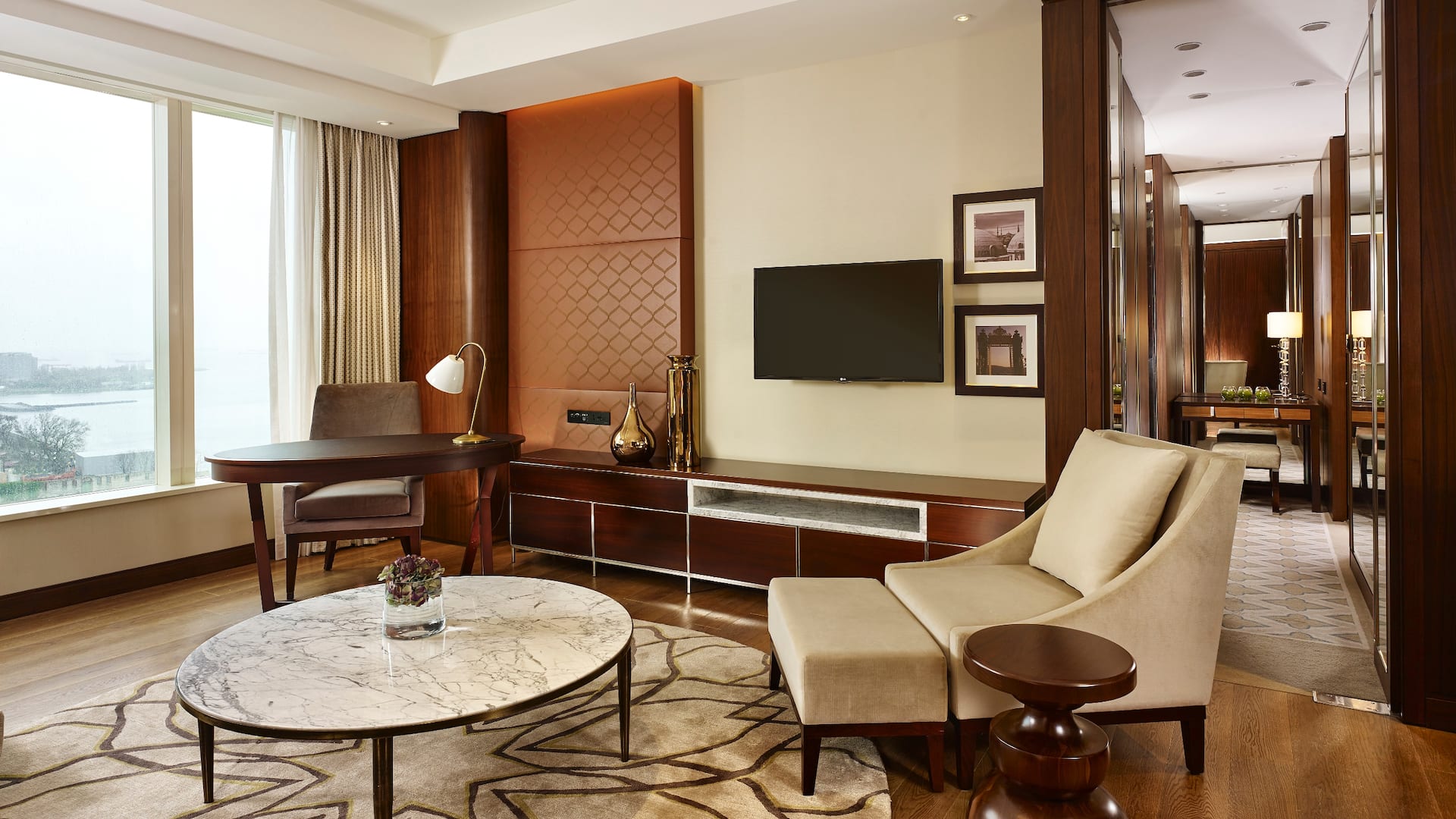2 de 5 Regency suite