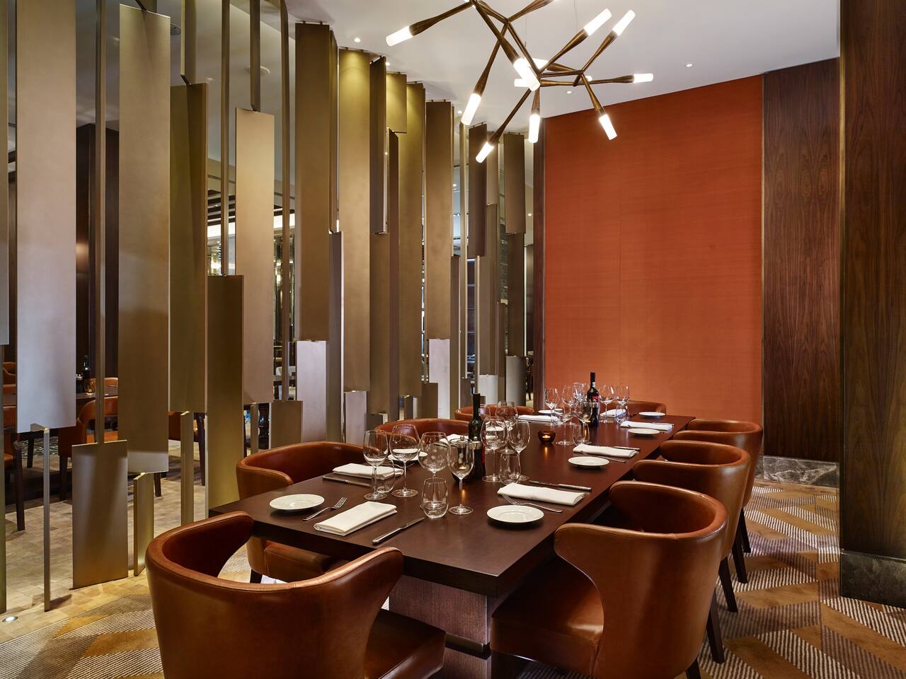 Brizo restaurant dining