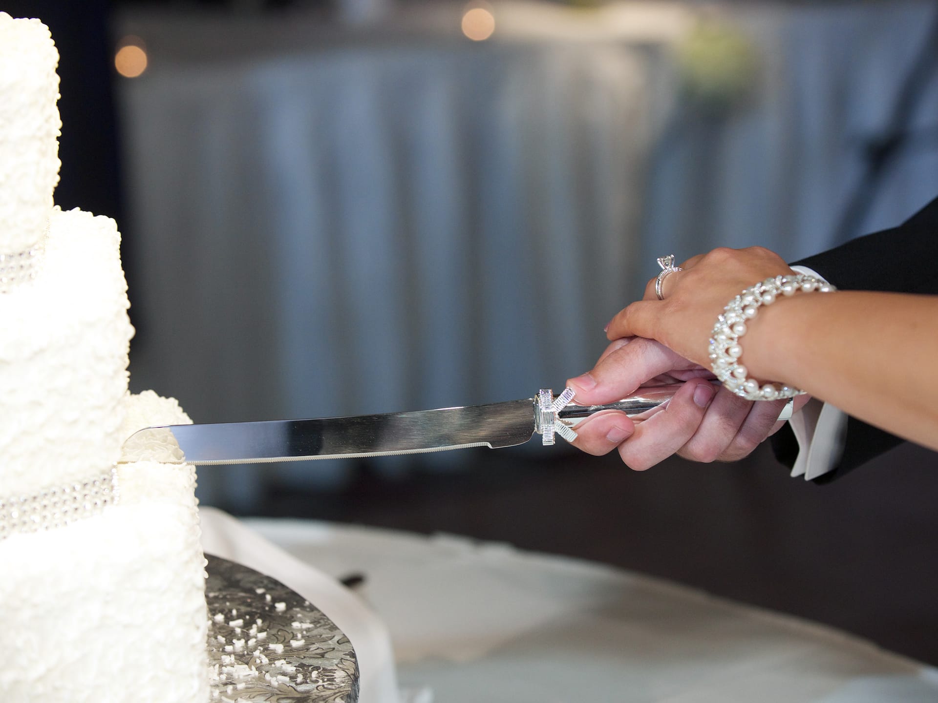 Hyatt Regency Cincinnati Cake Cutting