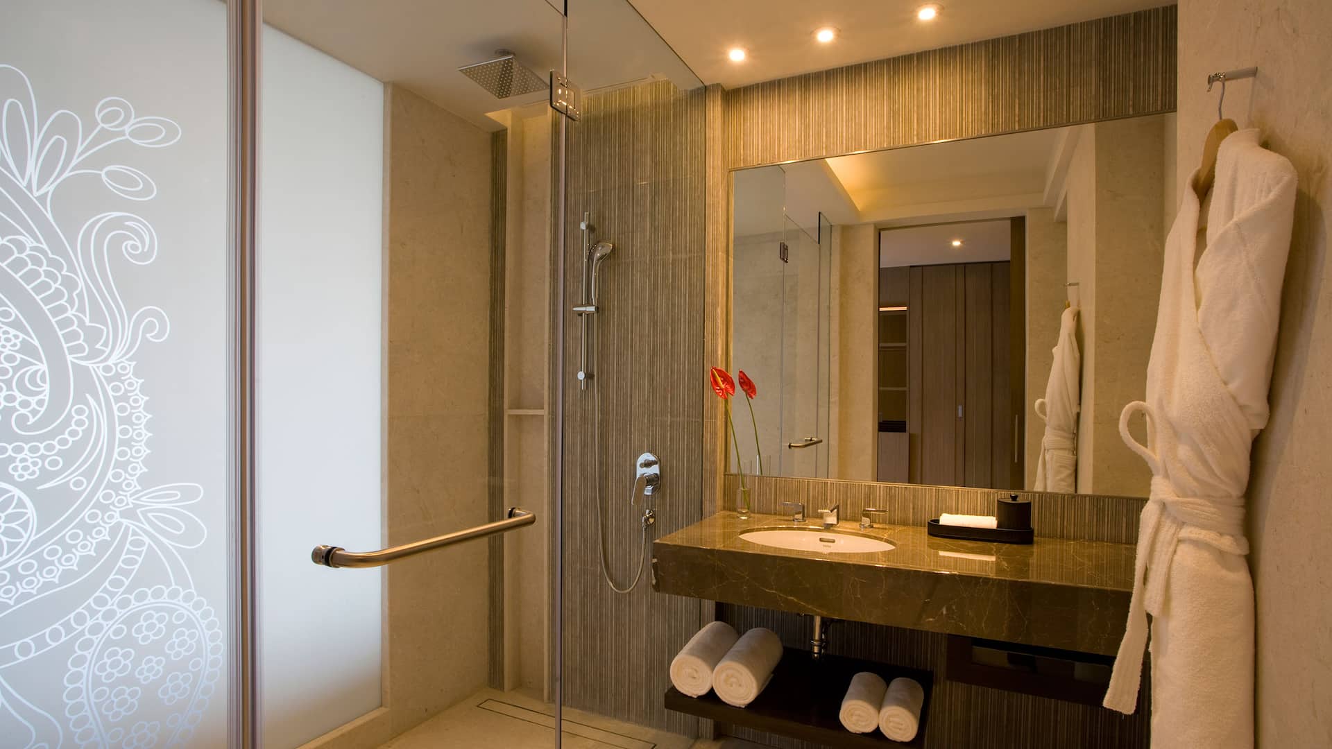 第 2，共 5 Hyatt Regency Ahmedabad Bathroom