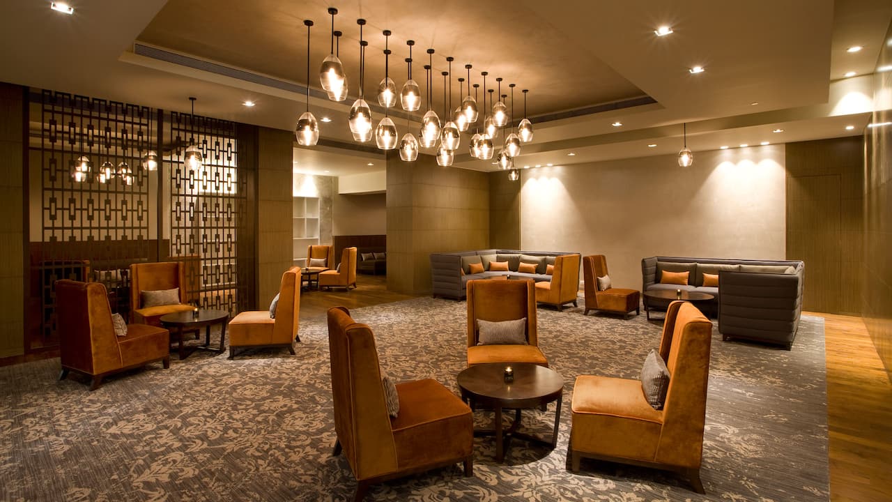Juniper Lounge