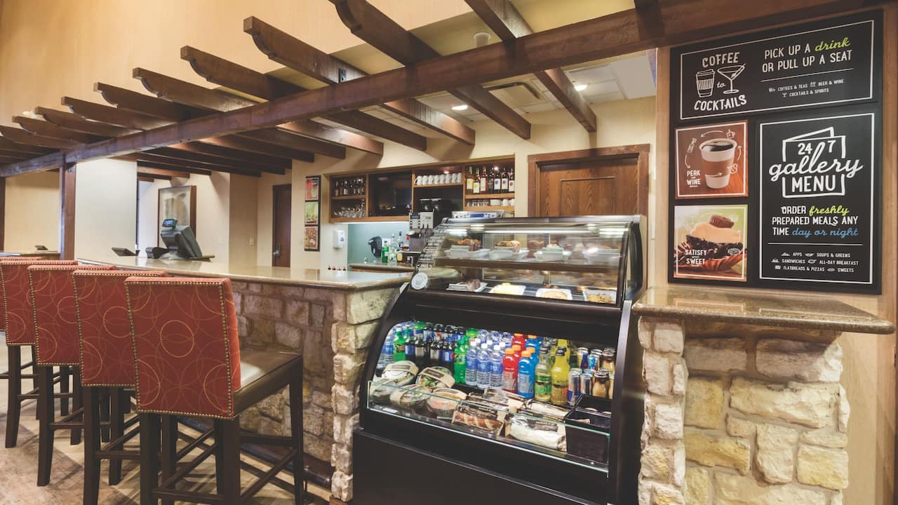 The Placery lobby bar with grab-and-go items at Hyatt Place Fort Worth Historic Stockyards