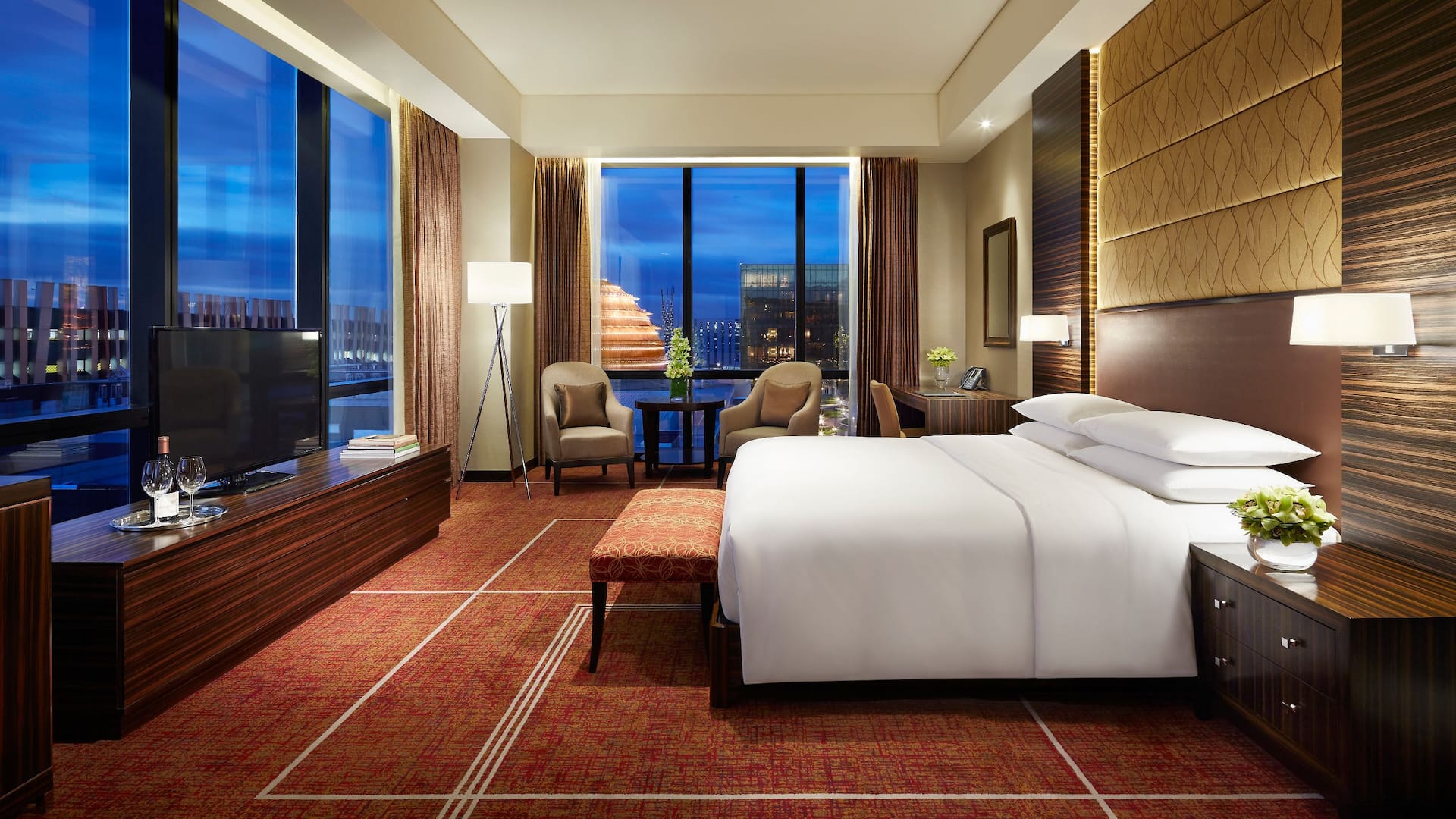 Hyatt Regency Manila, City of Dreams Aqua Suite