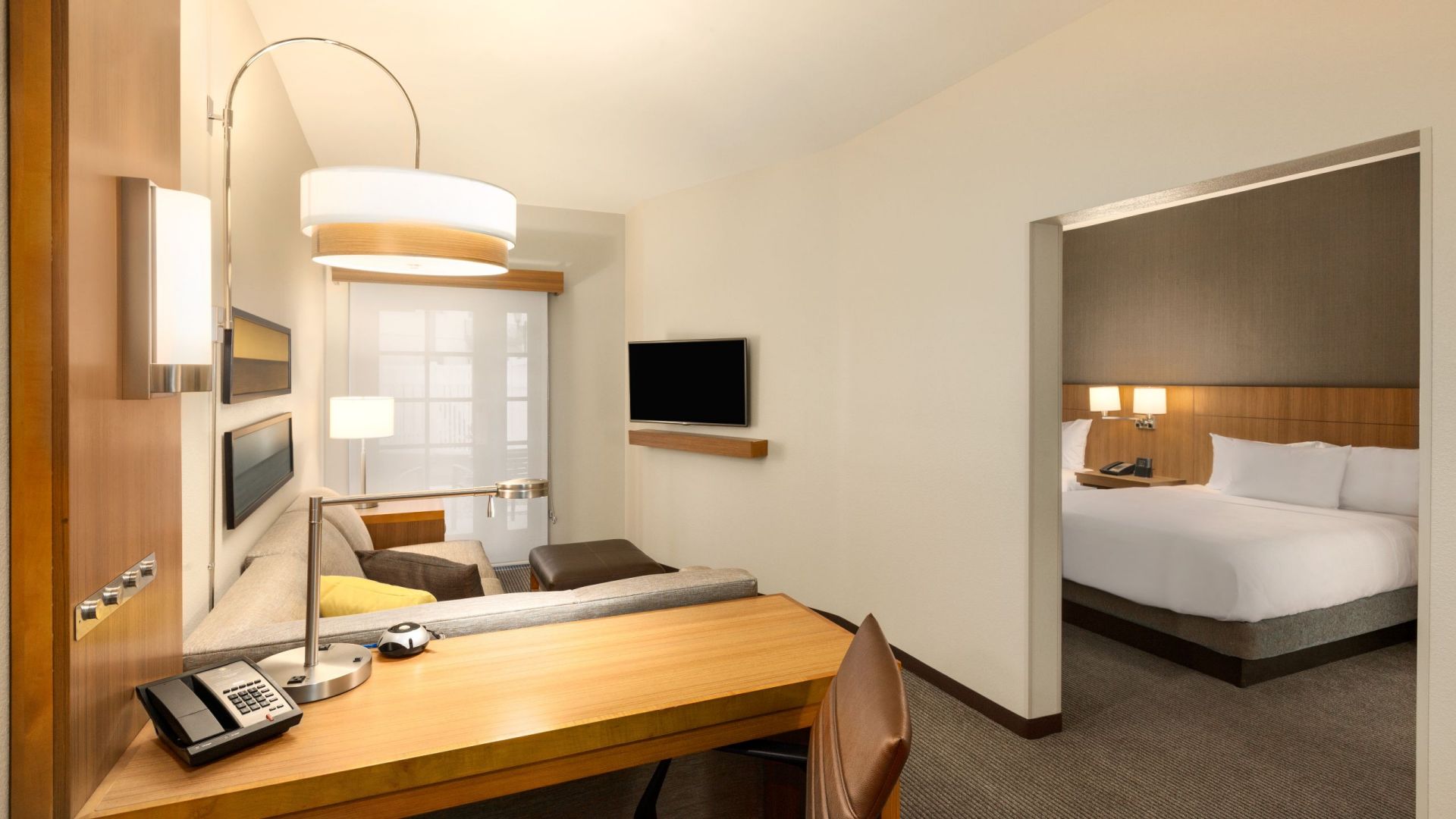 Hyatt Place Phoenix/Chandler-Fashion Center - hotel rooms