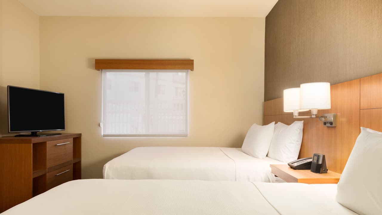 Queen Bed with Patio