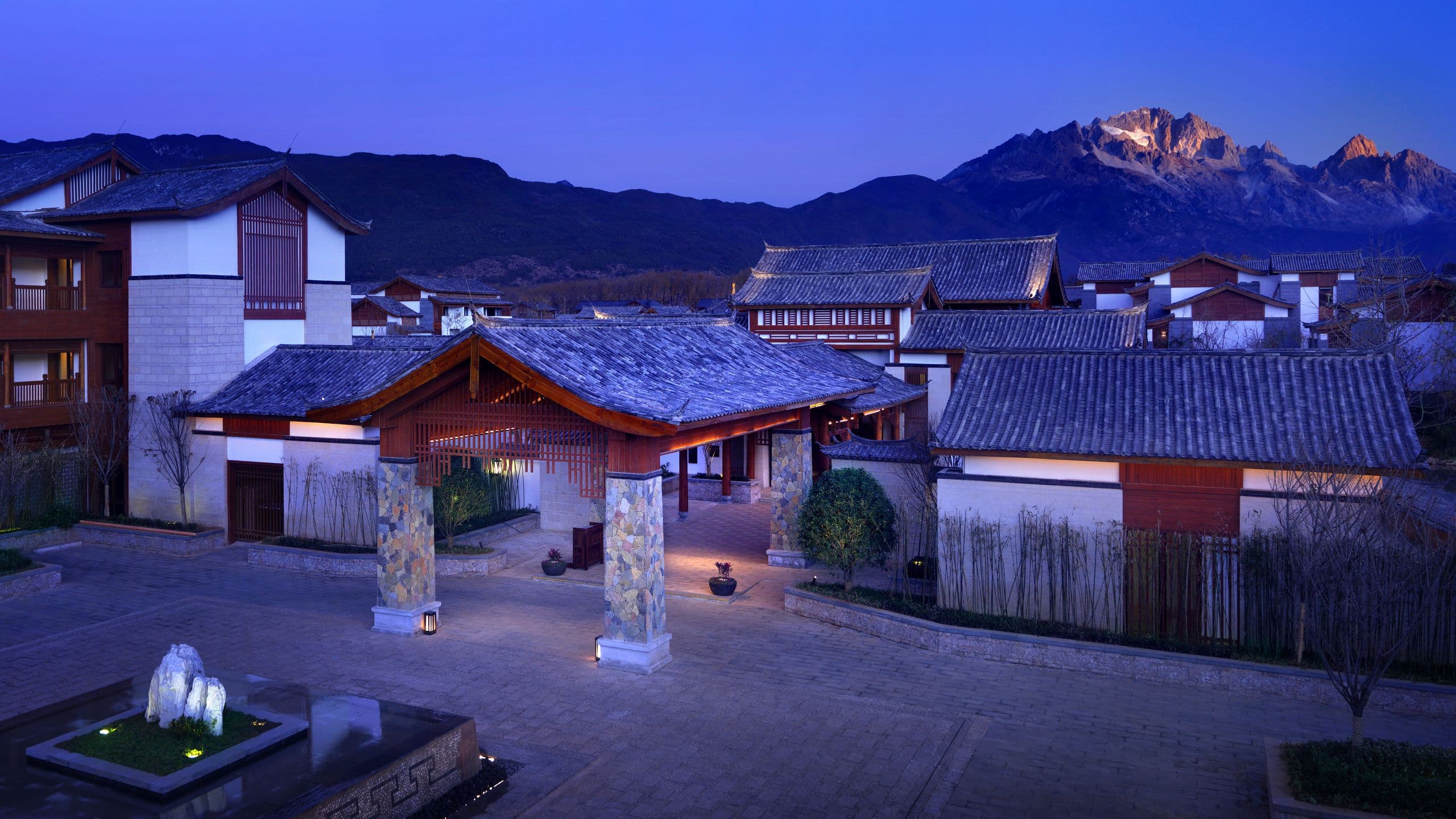 Jinmao Hotel Lijiang The Entrance