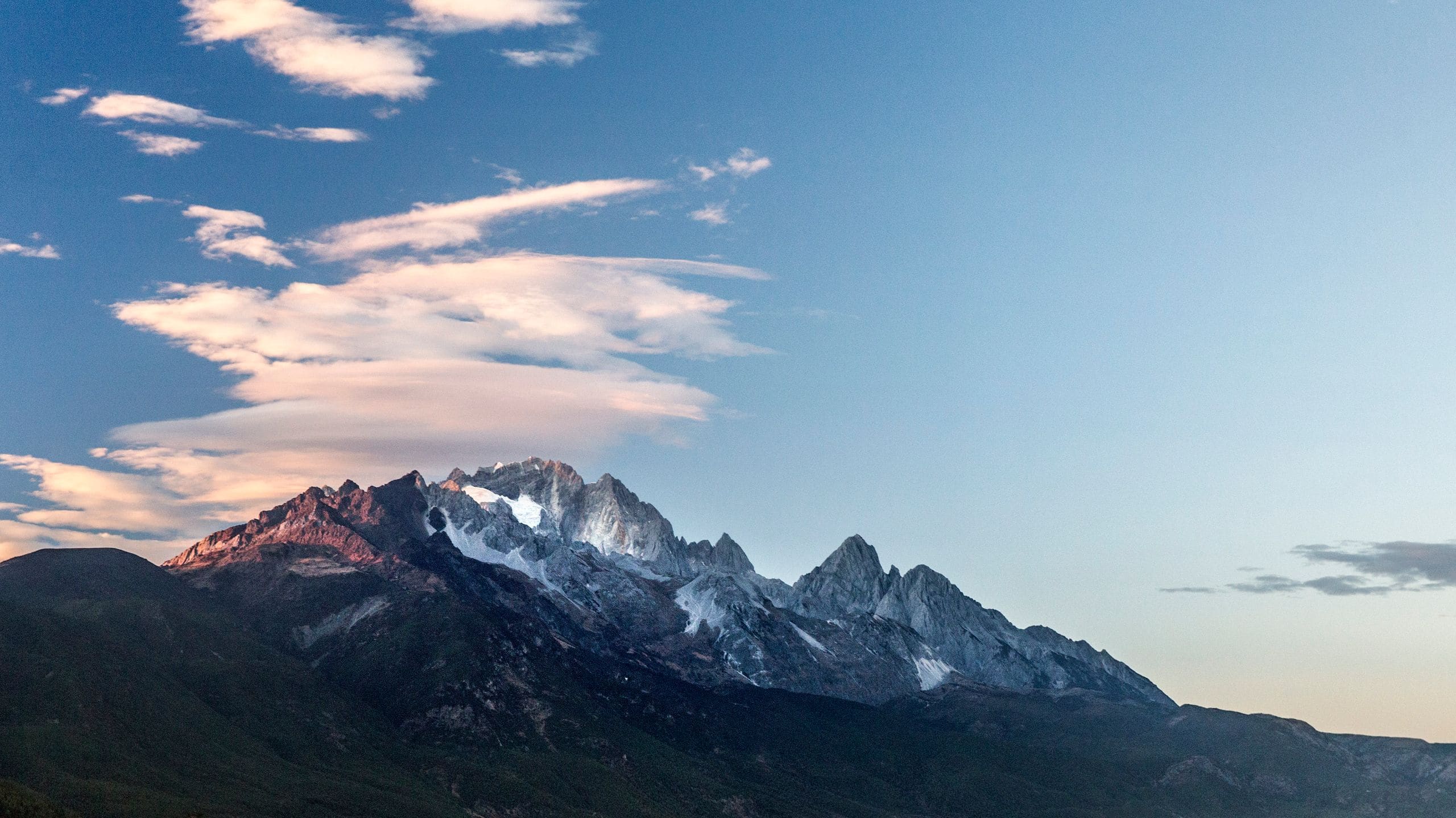 Jinmao Hotel Lijiang Jade Dragon Snow Mountain