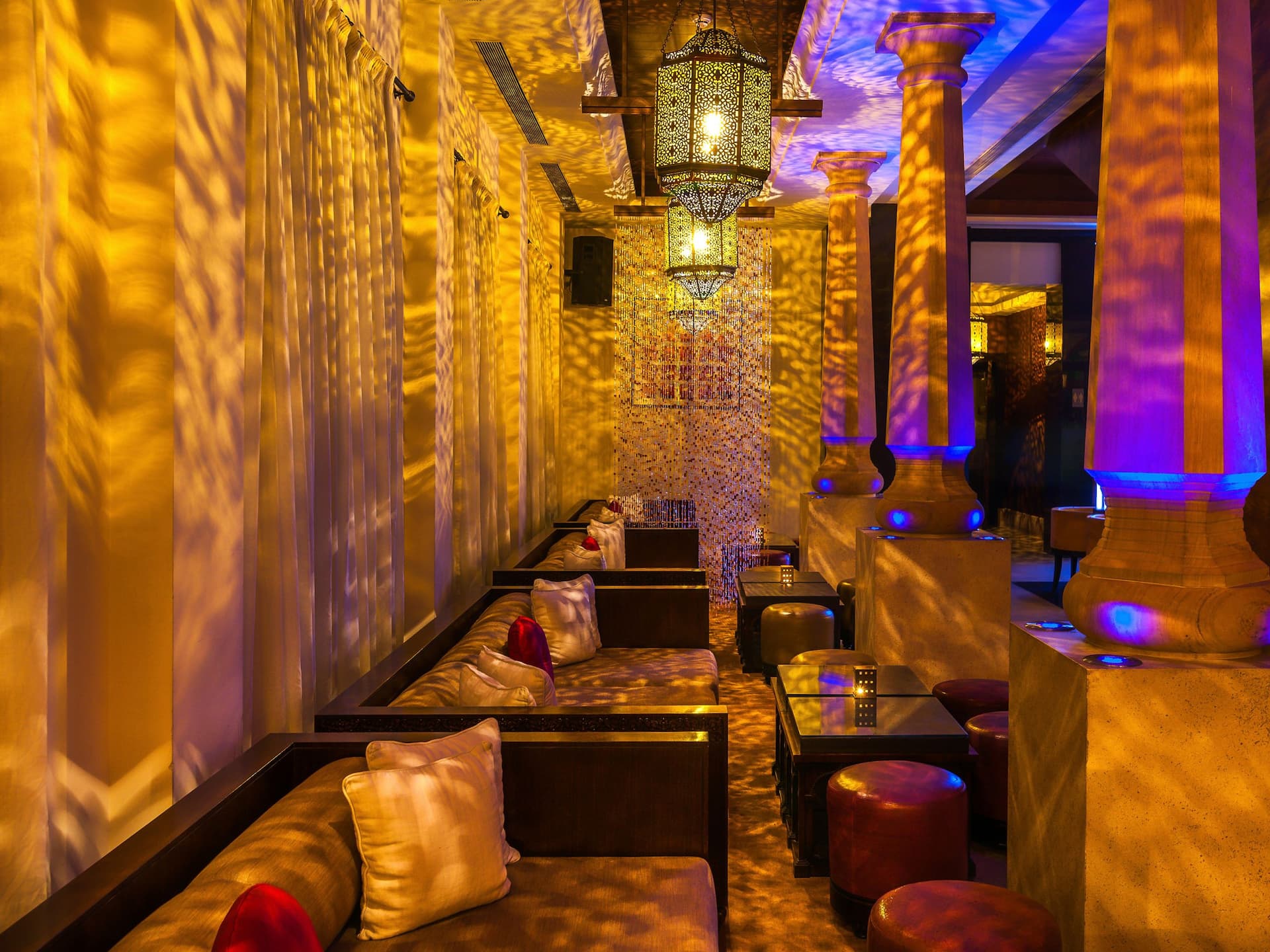 Capiz Bar