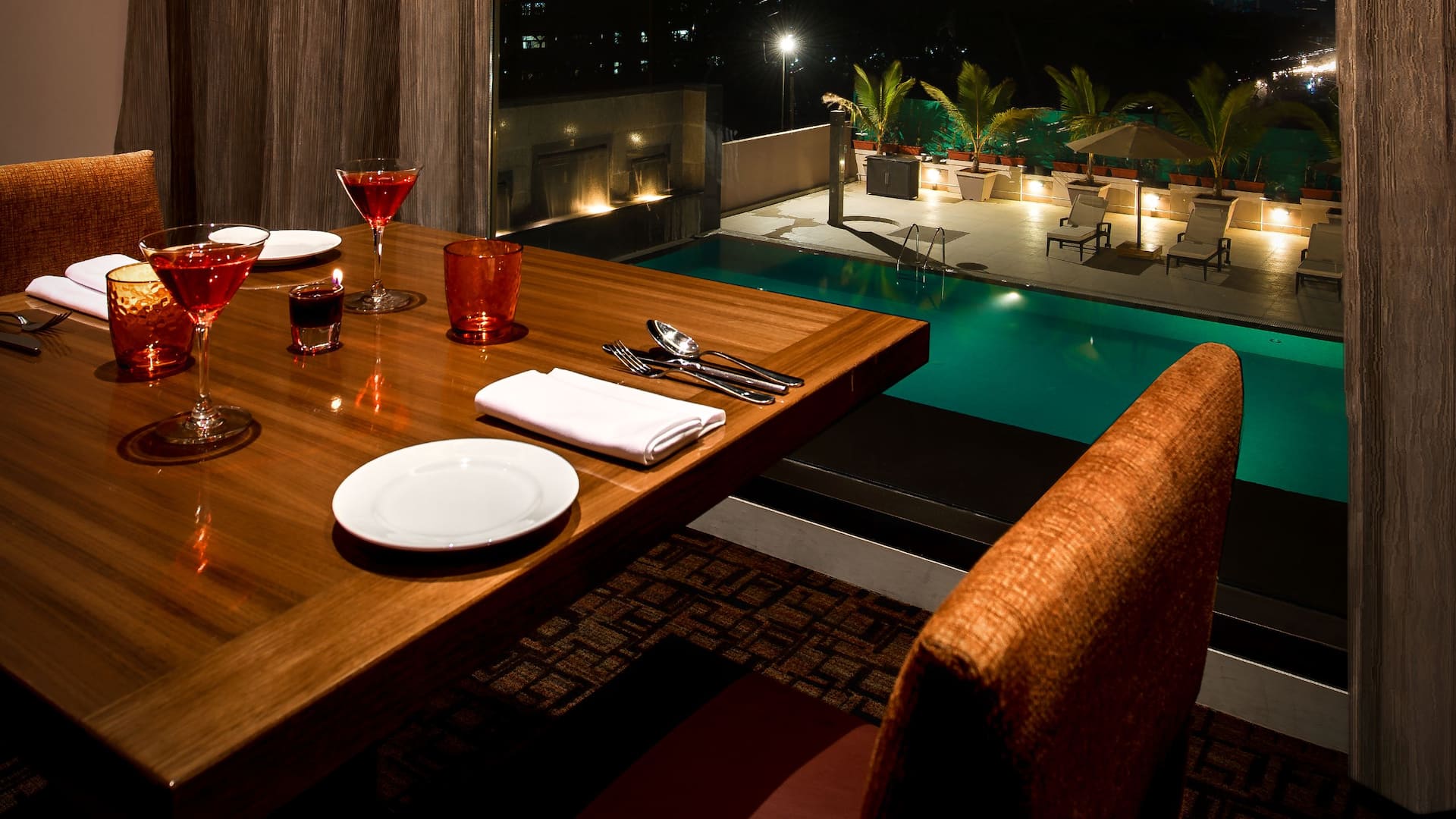 Hyatt Place Pune Hinjawadi Gallery Cafe Couple Dinner