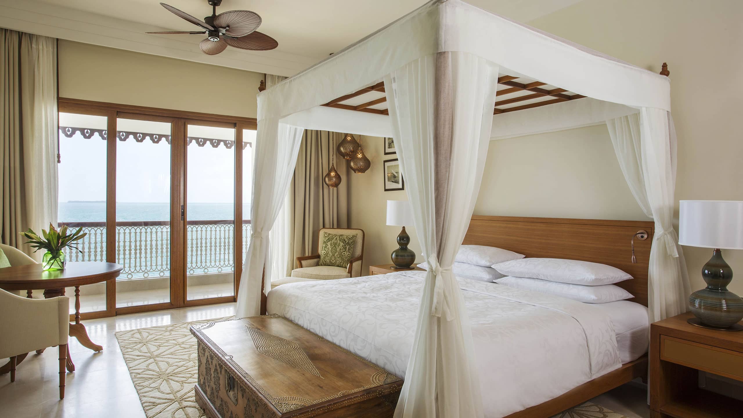 1 из 5 Park Hyatt Zanzibar Park Suite King Bedroom