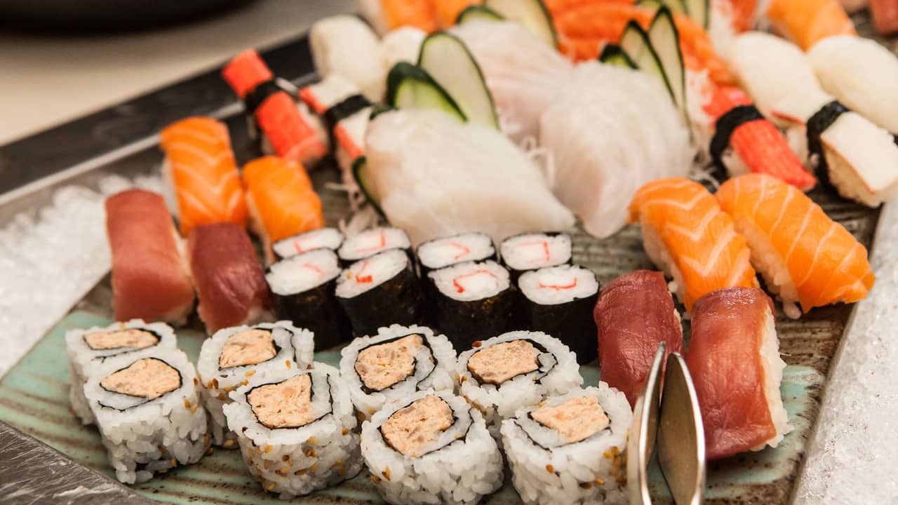 Buffet Sushi Sashimi Brunch