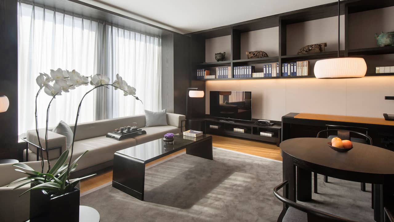 Regency Suite Living Room