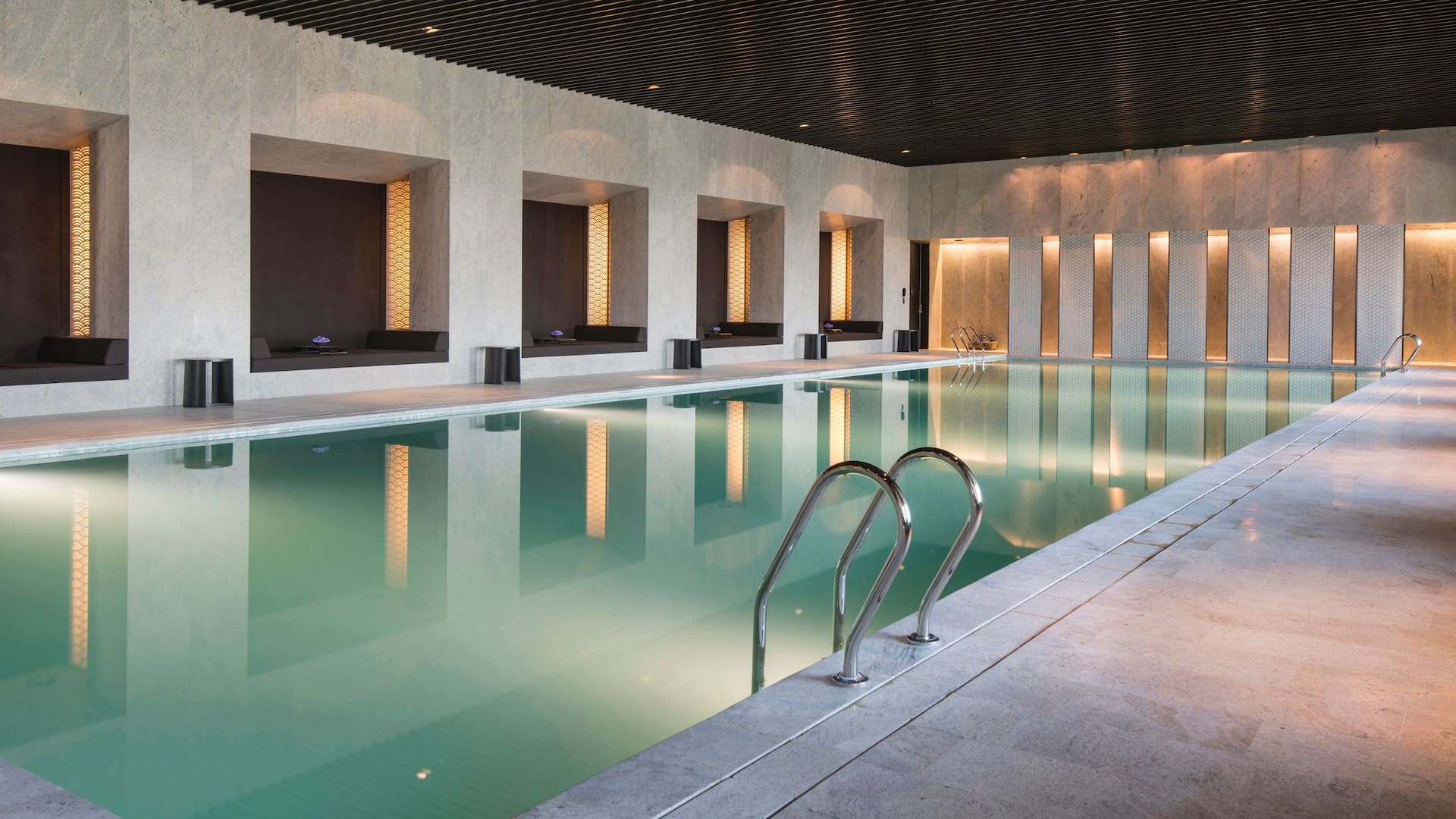Hyatt Regency Wuhan Optics Valley Swimming Pool
