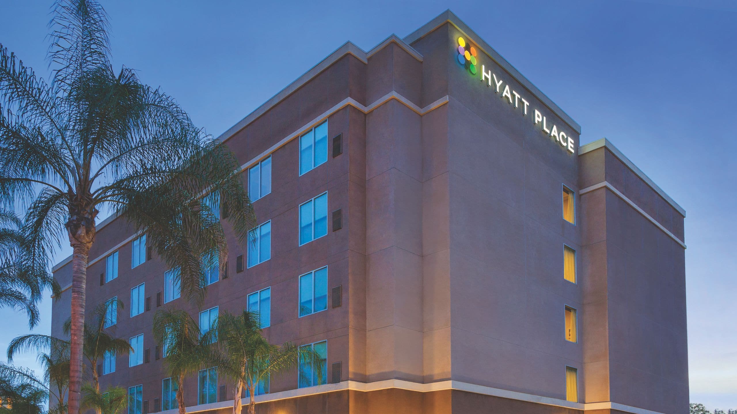 Hyatt Place at Anaheim Resort/Convention Center Exterior