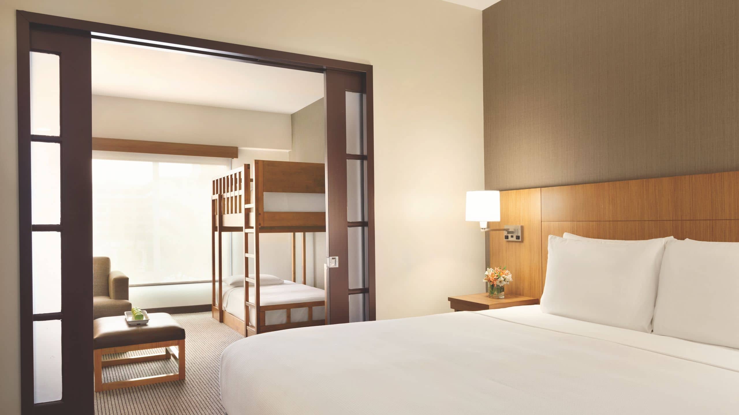 Hyatt Place at Anaheim Resort/Convention Center King and Kids Twin Bunk Bed