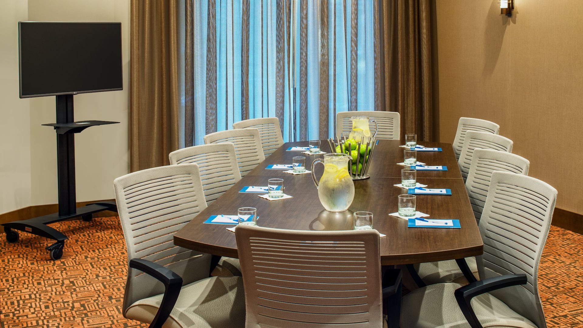 Hyatt House Seattle/Downtown Meeting Room