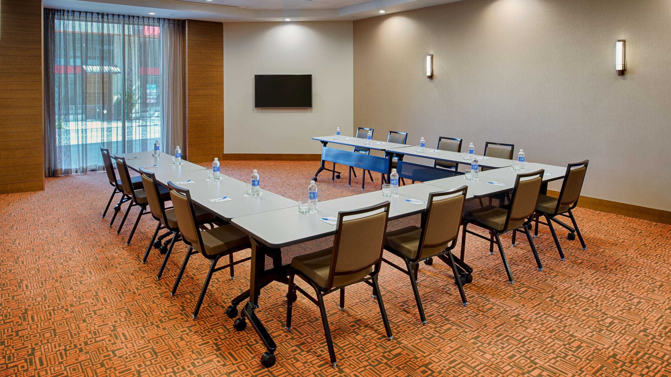 hyatt house seattle/downtown meeting room